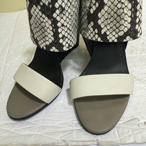 Vince Kyra Wedge Snake embossed Leather Sandals Shoes Platform Neutral Slides 9 - Picture 16 of 16